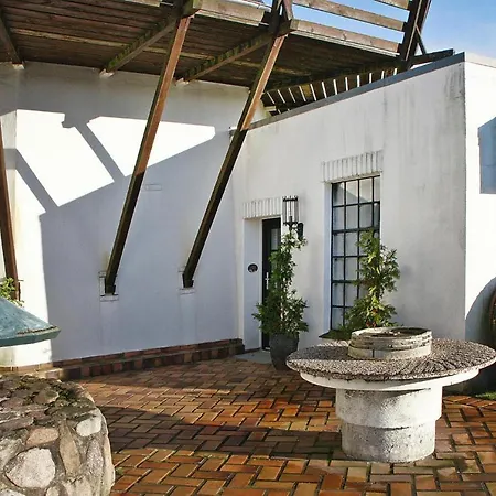 Detached In * Medelby