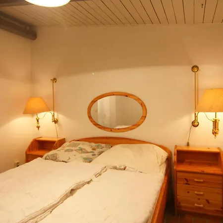 Detached In 度假居