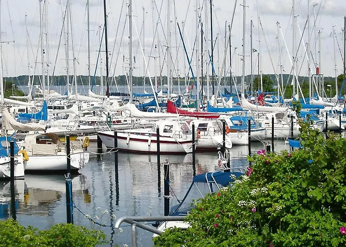 Detached In * Medelby